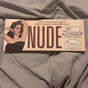 The balm nude dude palette